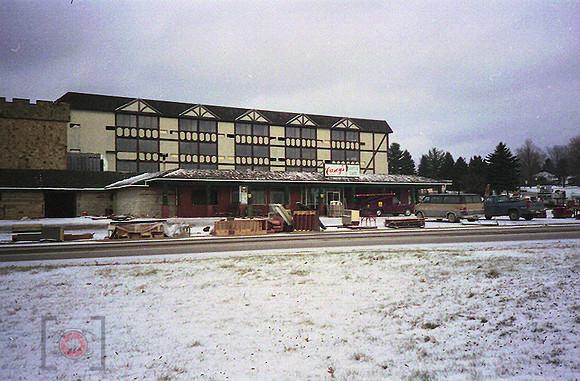 rheas motel